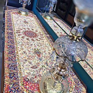 رانر رومیزی ترمه باغ بهشت