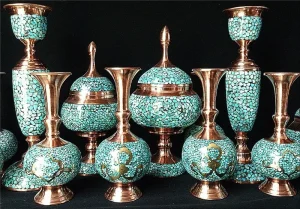 فیروزه کوبی اصفهان بهترین صنایع دستی اصفهان عکسی از این هنر زیبا را مشاهده می کنید