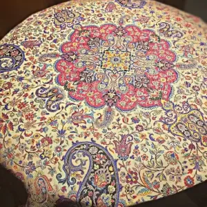 رومیزی ترمه طرح پرند