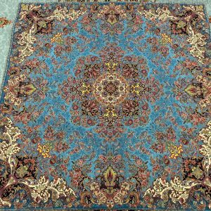 ترمه رومیزی ابریشم طرح ایراندخت کد 4 سایز 1*1