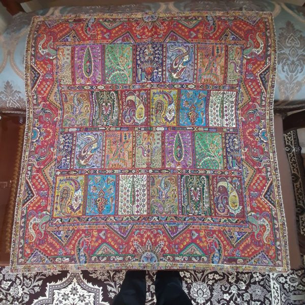 خرید رومیزی ترمه ابریشم اصل طرح دیوان خشتی - Image 5