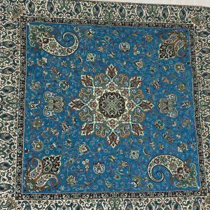 رومیزی ترمه ابریشم اصل طرح بهار از برند ترمه سالاری رنگ آبی