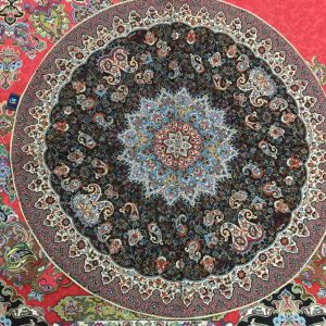 رومیزی ترمه گرد ابریشم طرح شاه پرند قطر 75 کد 3