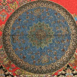 رومیزی ترمه گرد ابریشم طرح شاه پرند قطر 75 کد 6