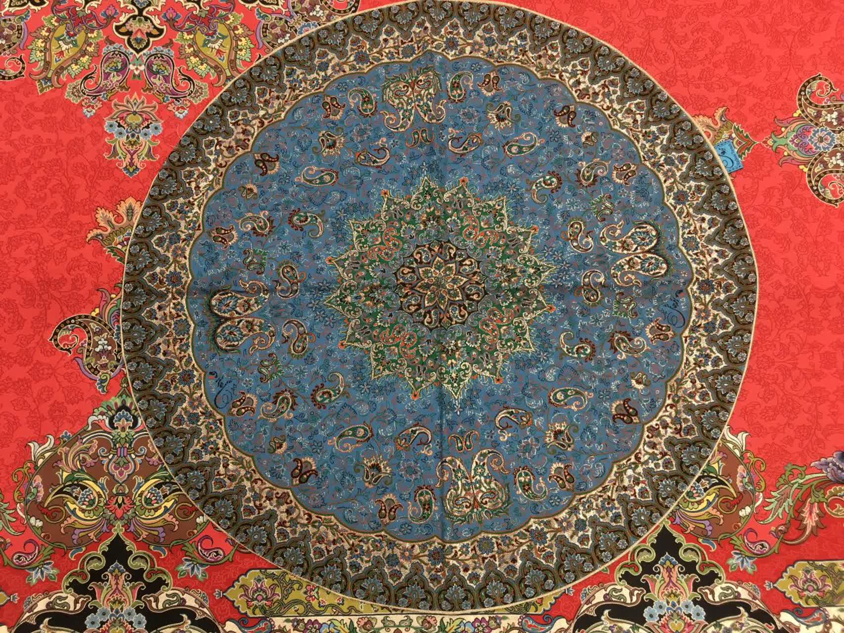 رومیزی ترمه گرد ابریشم طرح شاه پرند قطر 75 کد 6