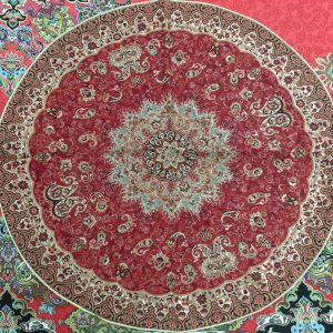 رومیزی ترمه گرد ابریشم طرح شاه پرند قطر 75 کد 1